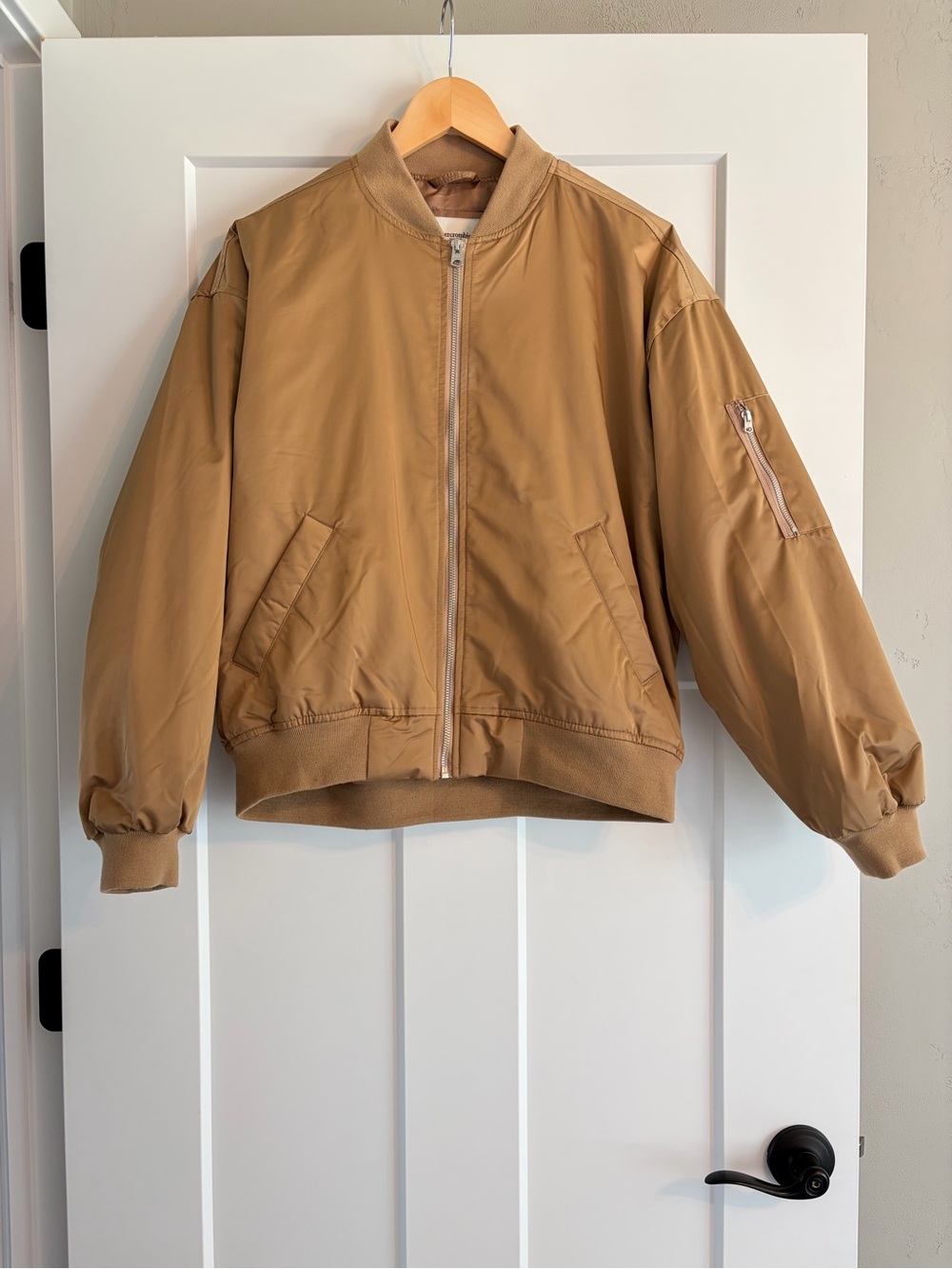 Abercrombie & Fitch Tan Bomber Jacket Size S